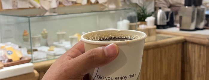 Si Cafe is one of Rehamさんの保存済みスポット.