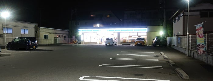 ローソン 相模原小町通店 is one of My visited and My favorites for コンビニエンスストア.