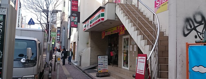 7-Eleven is one of コンビニ5.