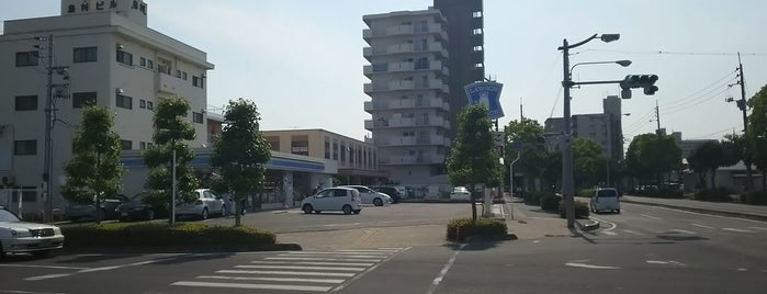 ローソン 岡山大元駅前店 is one of 岡山市コンビニ.