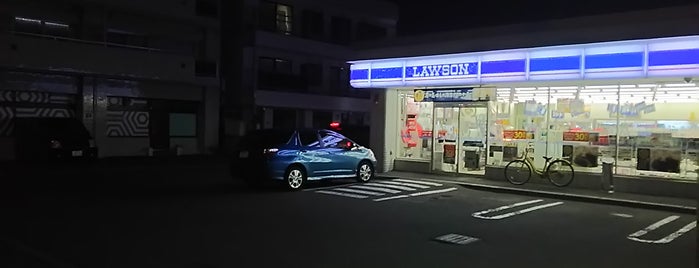 ローソン 札幌中の島２条店 is one of Closed Lawson 1.