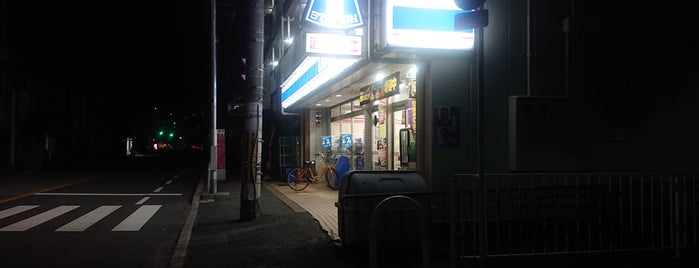 ローソン 旭町店 is one of ローソン.