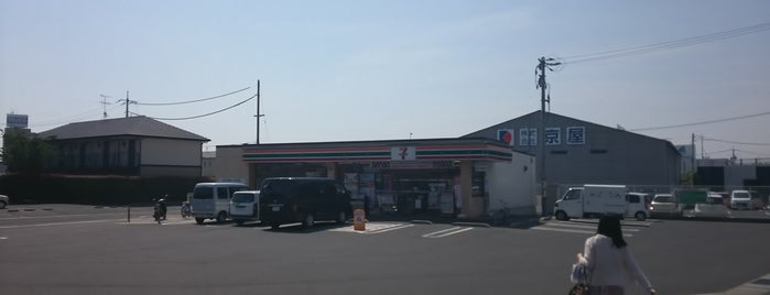 セブンイレブン 岡山西市駅前店 is one of 岡山市コンビニ.