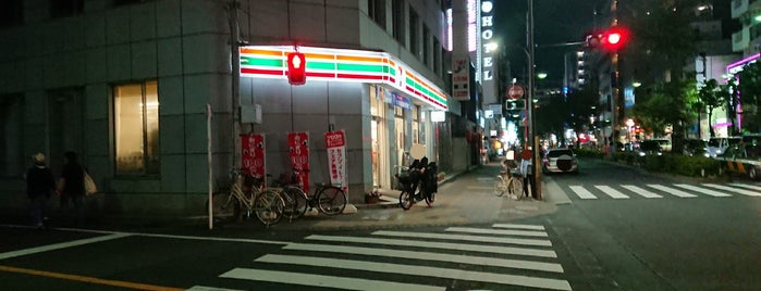 7-Eleven is one of Tempat yang Disukai Shin.