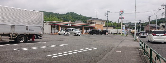 7-Eleven is one of Tempat yang Disukai Sigeki.