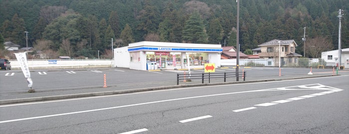 ローソン 生野インター店 is one of 兵庫県但馬地方のコンビニエンスストア.