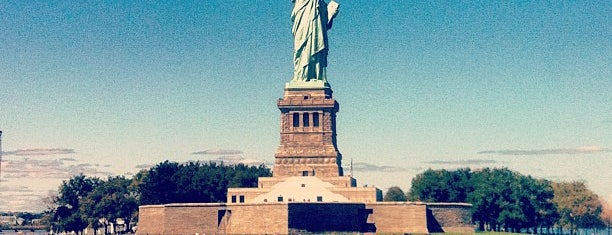 自由の女神像 is one of Destinations in the USA.