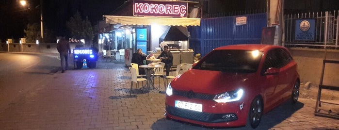 Köşemdeyiz Kokoreç is one of Orte, die K🔱M🔱L🔱 gefallen.