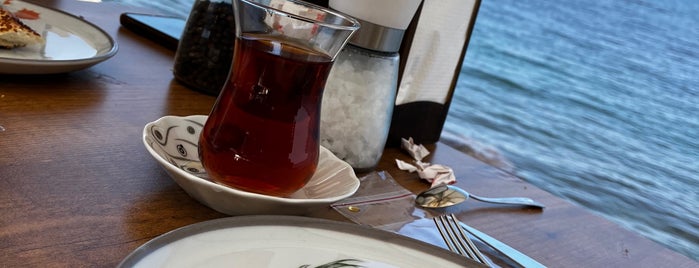 Cafè Çi Cafe&Kahvaltı is one of izmir.