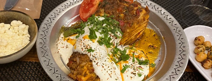 Turan Şef Restoran is one of İzmir öğlen.