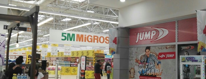 5 M Migros Kepez is one of Lugares favoritos de 🌜🌟🌟🌟hakan🌟🌟🌟🌛.