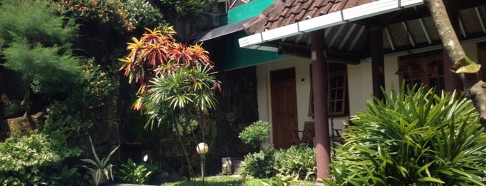 Prambanan Guesthouse is one of Lugares favoritos de Wendy.