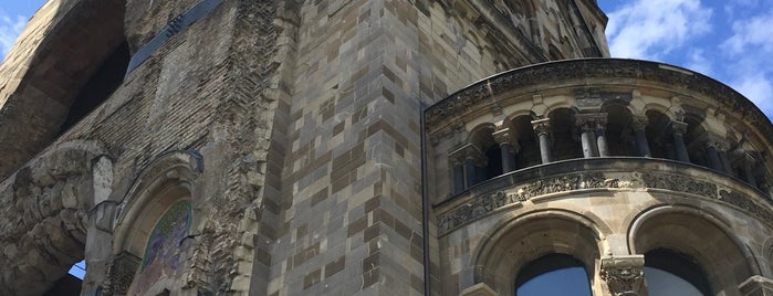 Kaiser-Wilhelm-Gedächtniskirche is one of Tempat yang Disukai Wendy.