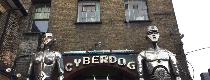 Cyberdog is one of Tempat yang Disukai Wendy.