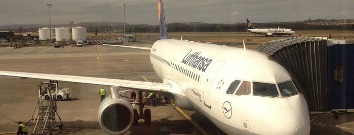 Lufthansa Flight LH 963 is one of Martins'in Beğendiği Mekanlar.