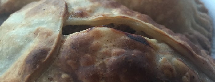 tradiciones comida y postres is one of Jiordana'nın Kaydettiği Mekanlar.