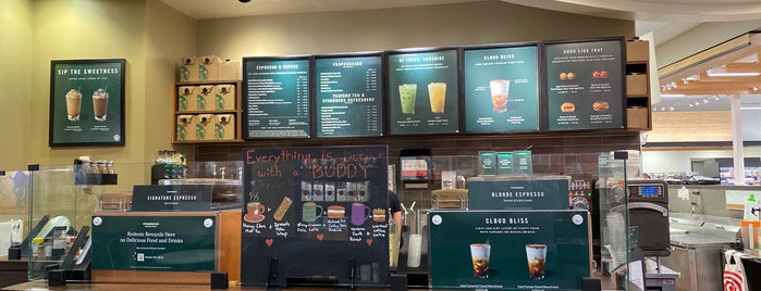 Starbucks is one of Christianさんのお気に入りスポット.