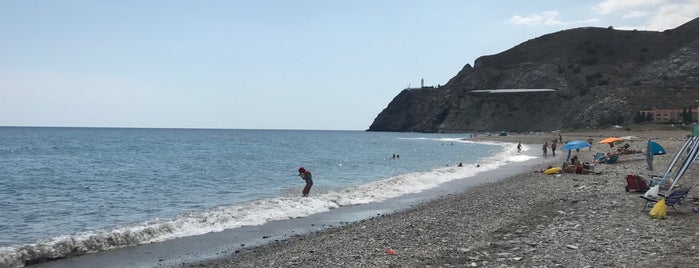 Playa de la Chucha is one of สถานที่ที่ Javier ถูกใจ.