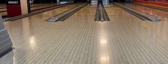 Optimum Bowling is one of Fatih : понравившиеся места.