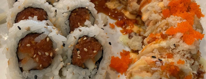 MK's Sushi is one of Tempat yang Disukai Deimos.