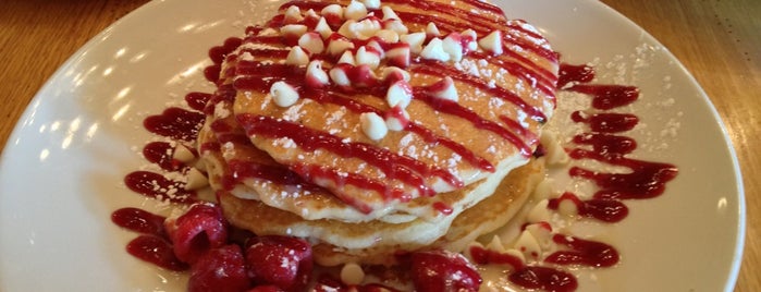 Wildberry Pancakes & Cafe is one of Chicago, IL.
