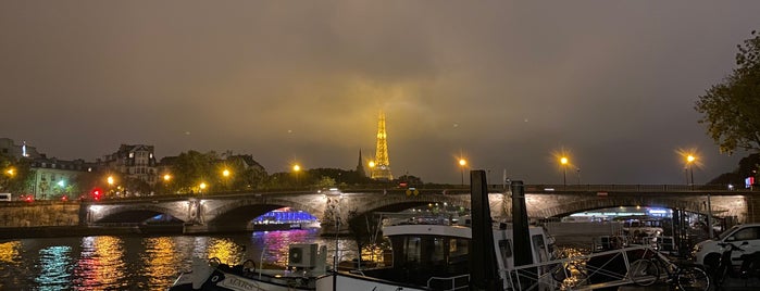 MK2 Grand Palais is one of Cinémas UGC Illimité.