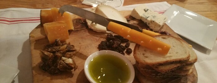 Ideal Cheese and Wine Cafe is one of New York Adventures.