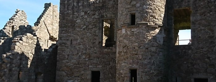 Tolquhon Castle is one of Historic Scotland Explorer Pass.