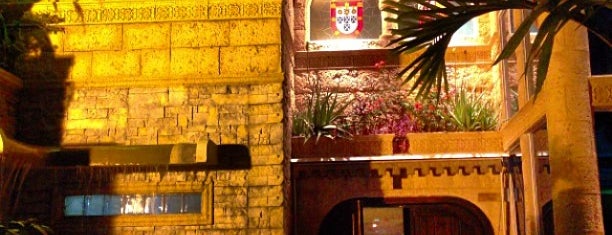 Tasca Restaurant El Moroco is one of Pedro'nun Beğendiği Mekanlar.