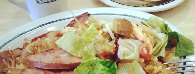 IHOP is one of Lugares favoritos de Carlos.