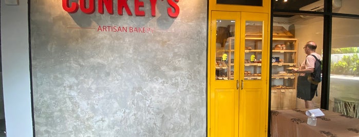 Conkey's Bakery is one of Dee'nin Kaydettiği Mekanlar.