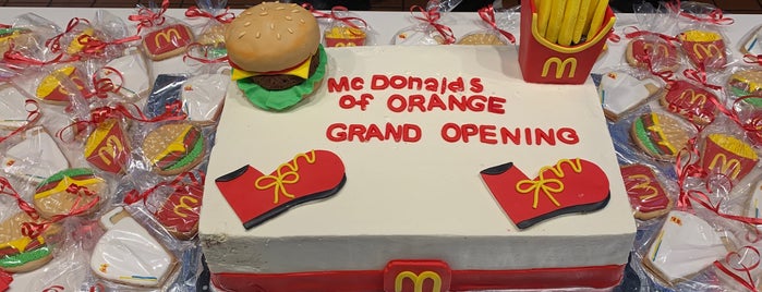 McDonald's is one of Caroline 🍀💫🦄💫🍀'ın Beğendiği Mekanlar.