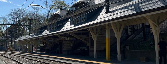 MBTA Newton Centre Station is one of MBTA Subway Stations.