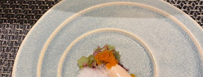 Mako is one of Phil Vettel’s Chicago 50 Best.