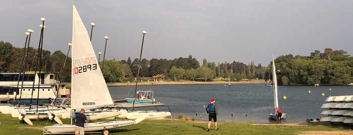 Southern Cross Yacht Club is one of Canberra.
