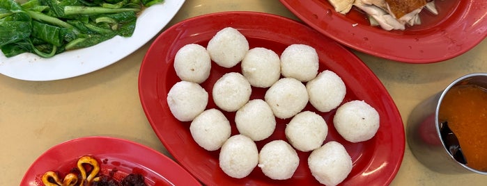 Ee Ji Ban Chicken Rice Ball is one of Food!.