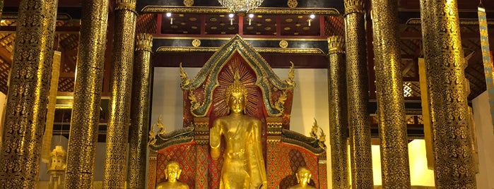 Wat Chedi Luang Varavihara is one of Masahiro : понравившиеся места.