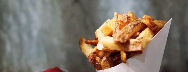 La Frite is one of สถานที่ที่ natsumi ถูกใจ.