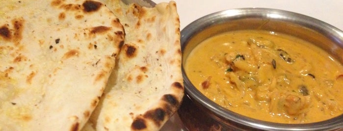 Naans & Curries - An Ethnic Indian Restaurant is one of Lieux qui ont plu à Ignacio.