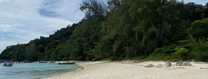 Romantic Beach is one of malezya.