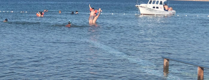 Burcu Beach is one of Kübra'nın Beğendiği Mekanlar.