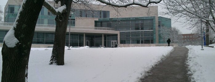 Shapiro Campus Center is one of Tempat yang Disukai Miriam.