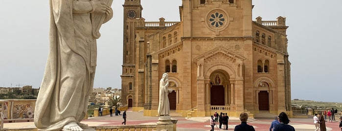 Basilica of Ta' Pinu is one of Dutytodo.