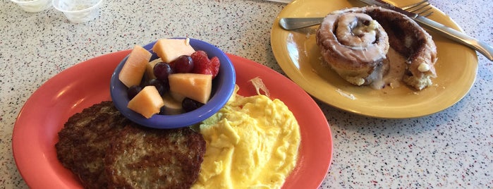 Polly's Pies - Long Beach, Atlantic Blvd. is one of LA 2.