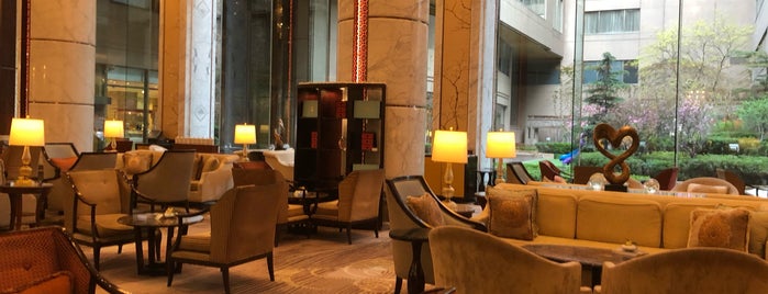 Lobby Lounge @ Shangri-La Hotel, Dalian is one of Hotel Lounge.
