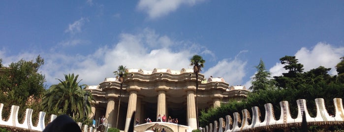 Park Güell is one of Tempat yang Disukai Nihan.