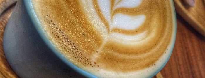 Coffee Brew Lab is one of Cihat'ın Beğendiği Mekanlar.