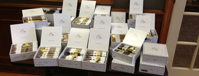 The Tobacco Leaf is one of Perdomo Authorized Retailers.