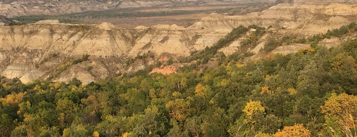 Little Missouri State Park is one of Tempat yang Disukai Çağrı.
