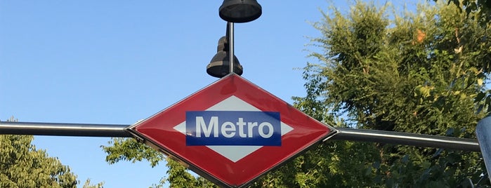 Metro Begoña is one of Paradas de Metro en Madrid.